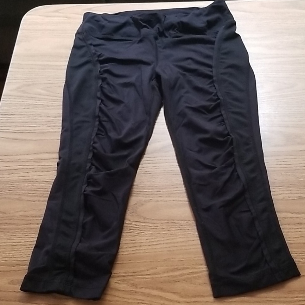Lululemon Athletia capris